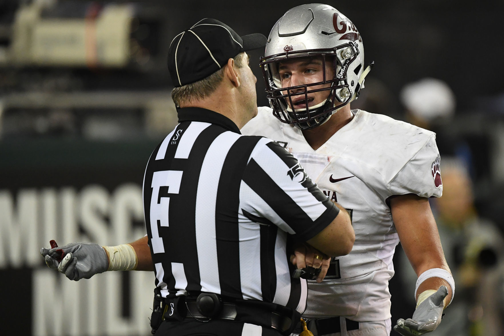 Montana falls to No 15 Oregon 035.JPG